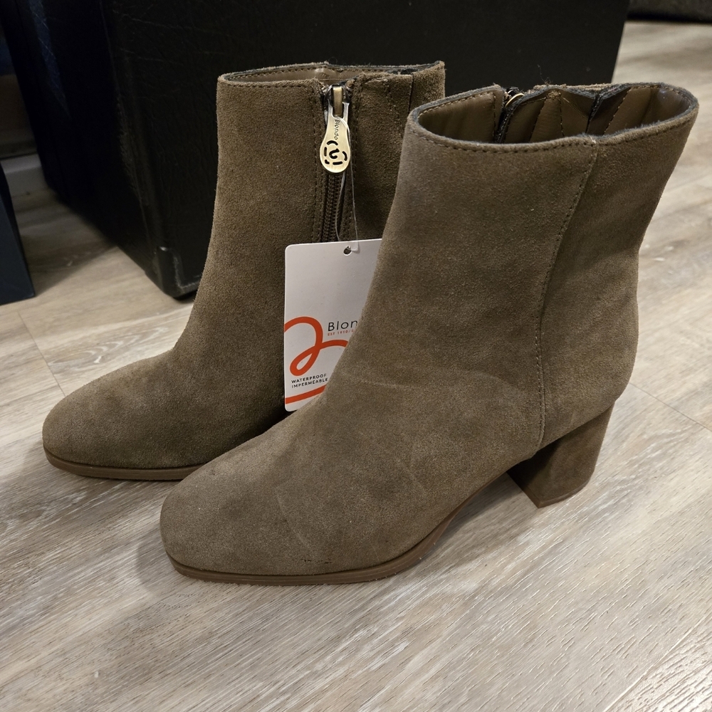 Blondo Women's Tan Suede WATERPROOF JOLENE Ankle Boots Size 6